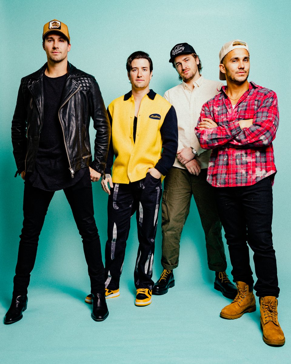 If you're looking for a boyfriend... keep looking cause they're mine 😠🥰

Listen to <a href="/bigtimerush/">Big Time Rush</a> radio here: ihr.fm/BigTimeRushTW

[📸: Rachel Kaplan]