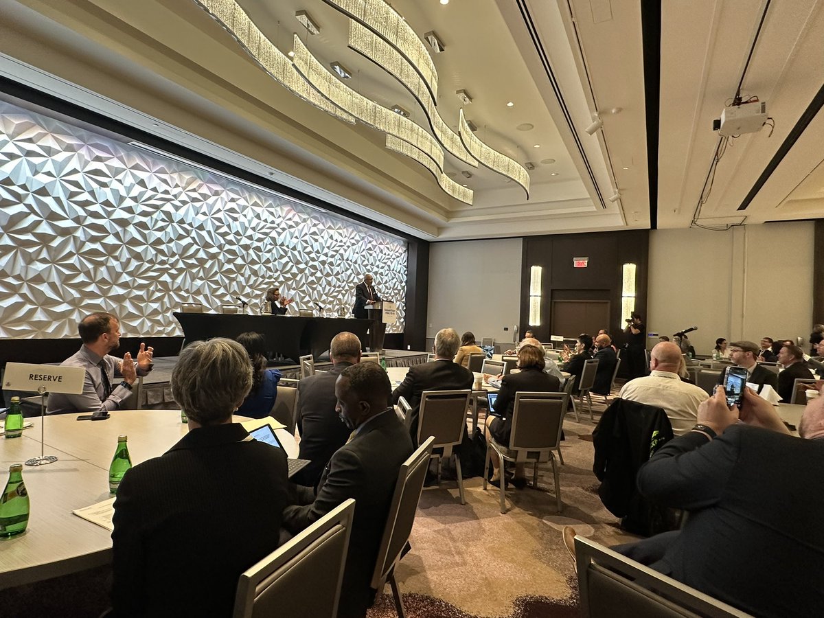 GSDye's tweet photo. #WaterWeek2023 National Water Policy Fly-In brings hundreds of water professionals to DC to advocate and learn about important water issues in America. Thanks to @EPAwater AA Radhika Fox, @neorsd Kyle Dreyfuss-Wells, and @dcwater David Gadis for kicking off the program! @WEForg https://t.co/O3Gam6XqZA