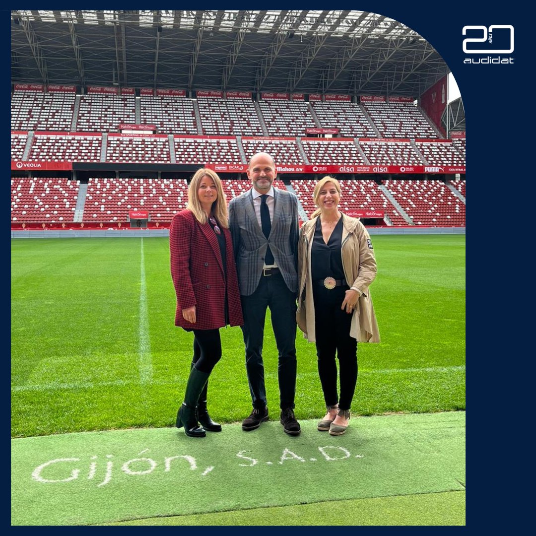 Interesante jornada de trabajo con el <a href="/RealSporting/">Real Sporting</a>  de #Gijón la que han mantenido hoy nuestros compañeros <a href="/teretesanchez68/">TERESA SANCHEZ RODRIGUEZ</a>, Óscar González y <a href="/Pirubal/">Pi</a> de #Audidat #Cumplimiento #Normativo 
 ¡Work in Progress!!