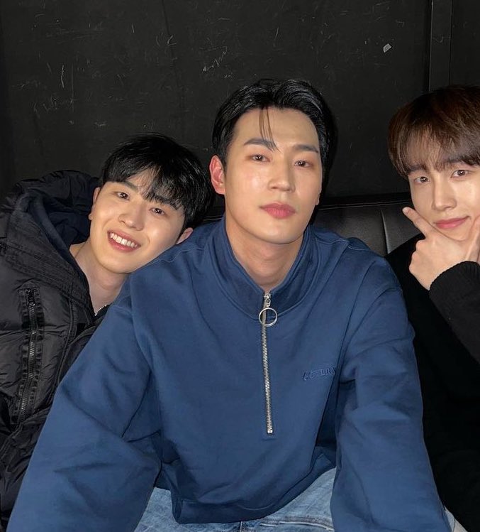 miiikomi's tweet photo. 몸에 음기라곤 좃또없는
레전드 파워양기남이심

사진으로 부적으로 써도 됨..ㄷㄷ https://t.co/hRq4OWmYtu