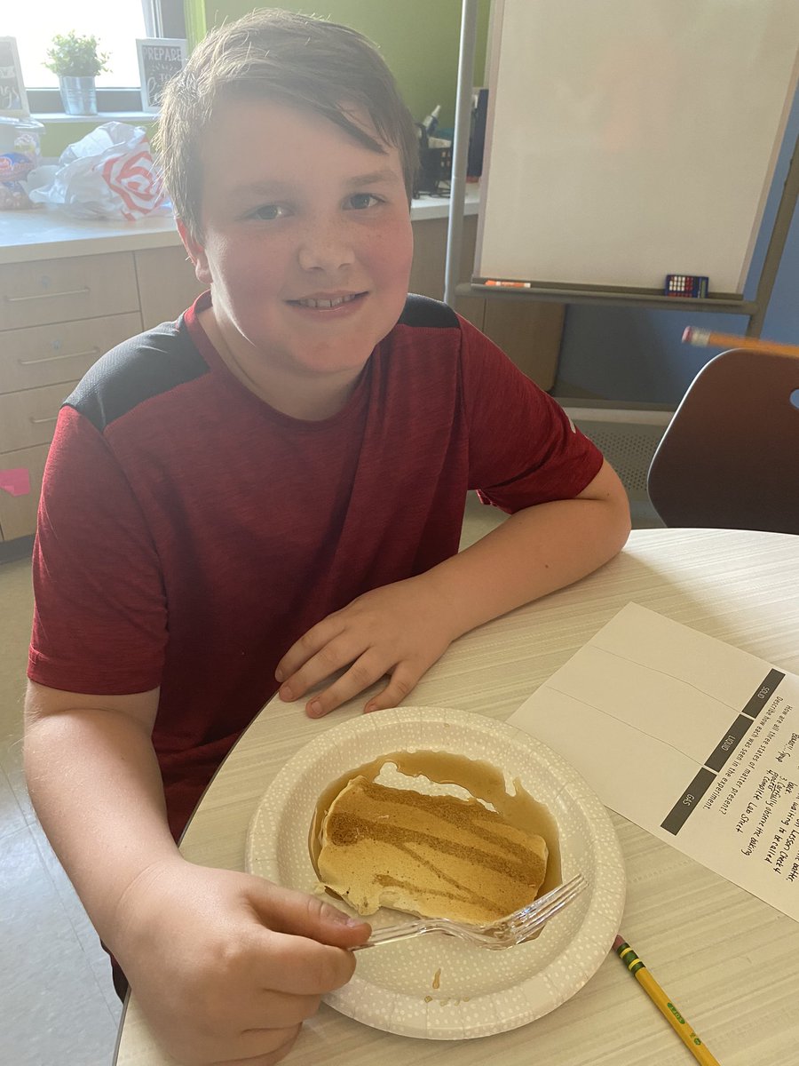 THEMrsHull's tweet photo. Design the Perfect Pancake: Engineering Challenge🥞🥞🥞

Students used the concepts and terminology of of Investigate
Matter Unit to make the best pancake! Matter was sure good enough to eat!!! 

#engagesdow #sciencerules https://t.co/k9amXMieeK
