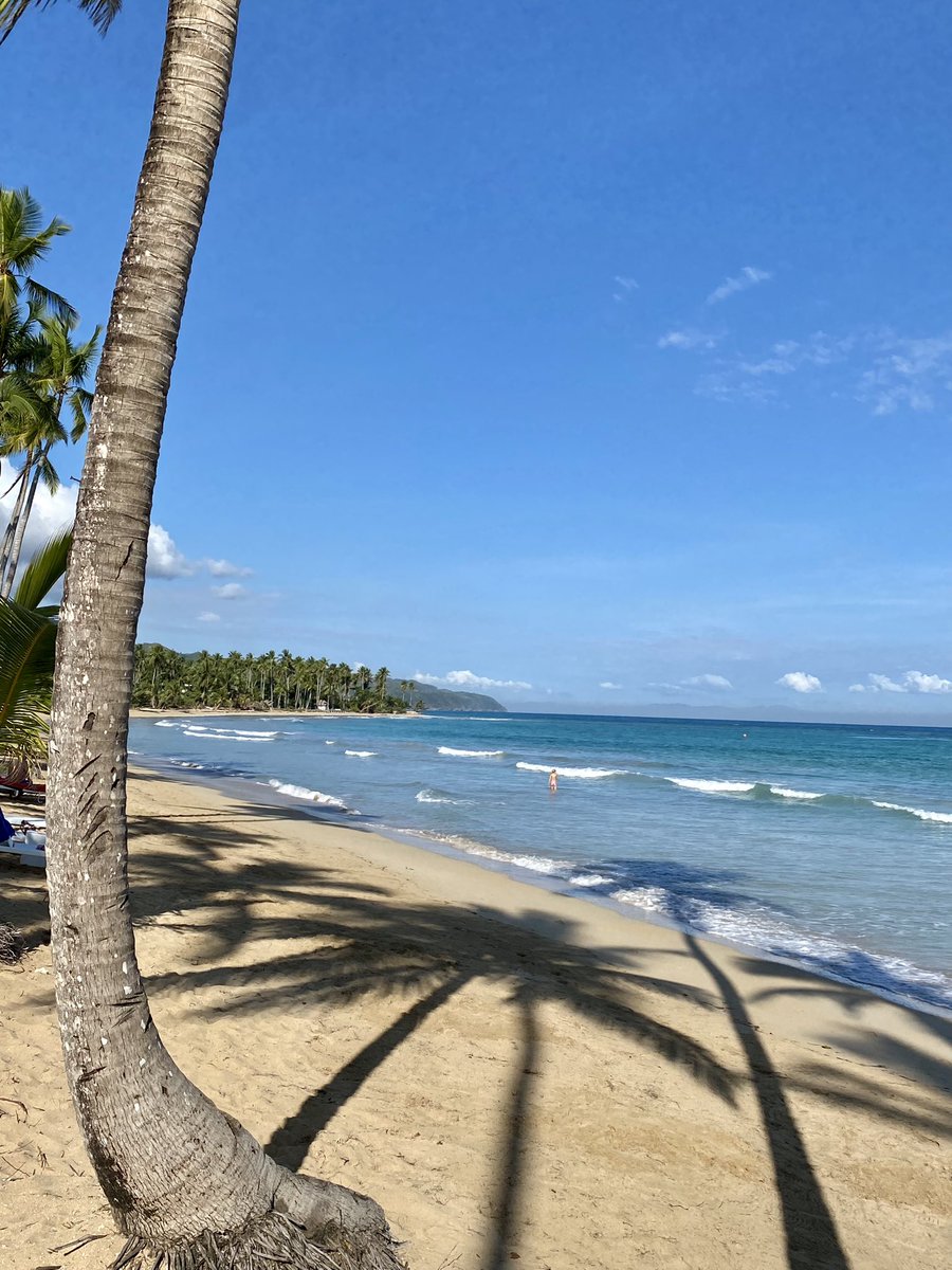 Secluded beach for the win this week, on a much deserved vacation with my most favourite person