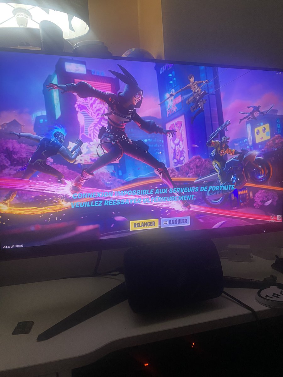 Neox360's tweet photo. Depuis que Free a crash hier impossible de jouer …. Help #fortnite #free @FortniteFR @free https://t.co/OMrYWfrQbT