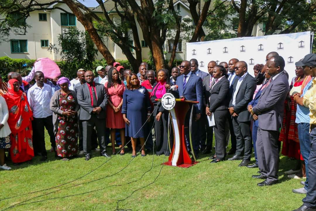 MothersVictims's tweet image. After a long process of compiling data about Extrajudicial Executions (EJEs) &amp;amp; the enforced disappearances of our sons, we delivered the documentation to @lawsocietykenya President Eric Theuri @etadv through Public Interest Litigation Conveners Mwaura Wakabata &amp;amp; Wangari Kagai.