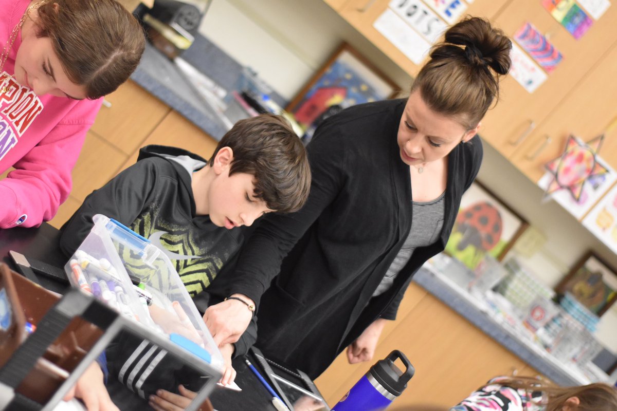 Thanks for letting me photograph today, <a href="/CoachBobLasecki/">Bob Lasecki</a> and <a href="/ValJacobucci/">Valerie Jacobucci</a> ! 📸 @23Yearbook can’t wait to capture some classroom magic next week! <a href="/mrsnagaj/">Katy Nagaj</a>