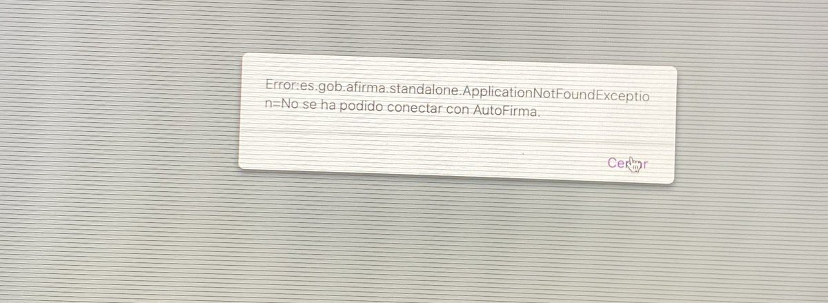 bricangri's tweet photo. @DGTes buenas tardes. 
Ya he pagado la tasa para un duplicado del carnet por extravío mediante la aplicación, pero cuando intento hacer el trámite en la web me da error en la confirmación. ¿Me va a llegar el duplicado o qué tengo que hacer? https://t.co/L3iiXi5oEF