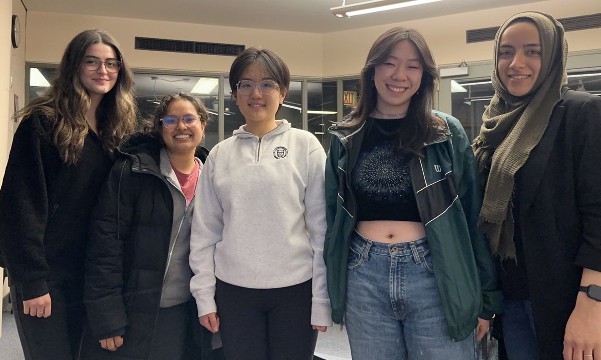 Had my last lab meeting of the semester and I'm so proud of the undergraduate RAs in my lab for putting together incredible research proposals this semester! <a href="/UICPsychology/">UIC Department of Psychology</a> undergrads are the best!