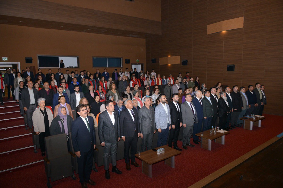 Devakirsehir's tweet photo. Millet ittifakımızın Kılıçdaroğlu Gönüllüleri Kırşehir İl Koordinasyon u toplantısına il başkanımız Sn. Metin ATABEY önderliğinde katılım sağladık. #sanasözyinebaharlargelecek  @devapartisi @alibabacan @MetinATABEY4 https://t.co/iz66G5zVPm