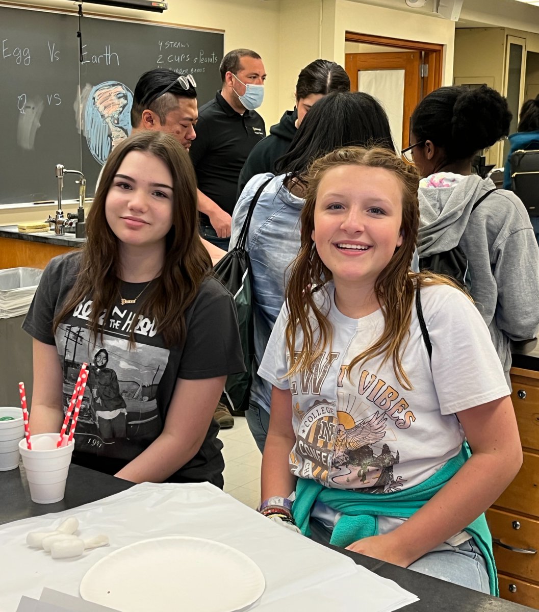 waynestate's tweet photo. Guess who’s back?! After a three-year hiatus, we welcomed almost 2,500 future Warriors & guests on campus to enjoy a fun-filled day of building spaghetti towers, exploding volcanoes, slingshot rockets & so many other learning activities at STEM Day!
#WSUSTEM #STEM #WayneState https://t.co/eDSskC2iC9