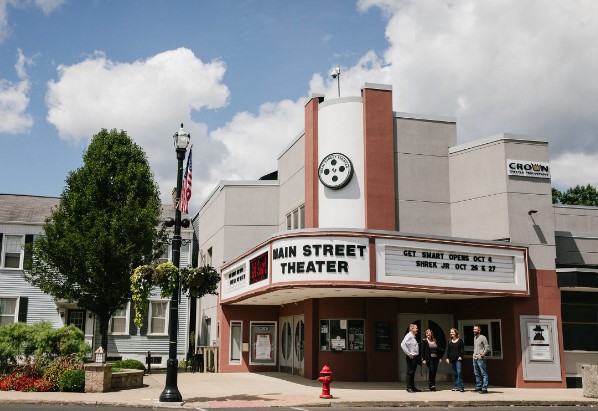 DwellicsTool's tweet photo. Picturesque Columbiana, Ohio, is #1 on https://t.co/N5Px2JlYLo's 'Top 100 Best Cities for Retirees' in 2023.  See the list here: https://t.co/dpFGa2St8T
Readers Digest named Columbiana the 'Nicest Place in America'  in 2019!
#bestplacetoretire #relocation #bestcities #moving https://t.co/P0k5O3Baj5