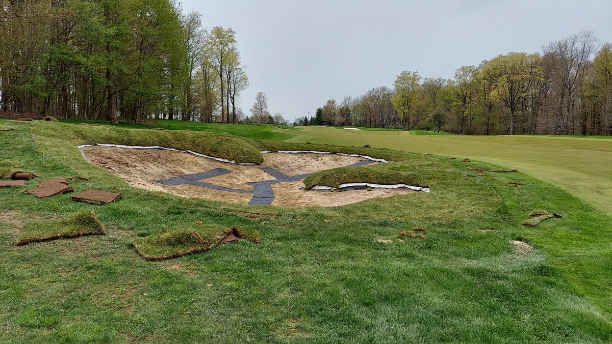 SandRidgeTurf's tweet photo. Bunker project is starting to come together. More sod tomorrow before we install liner and add sand. @TheMayfieldSR https://t.co/QCLB7HdXhM