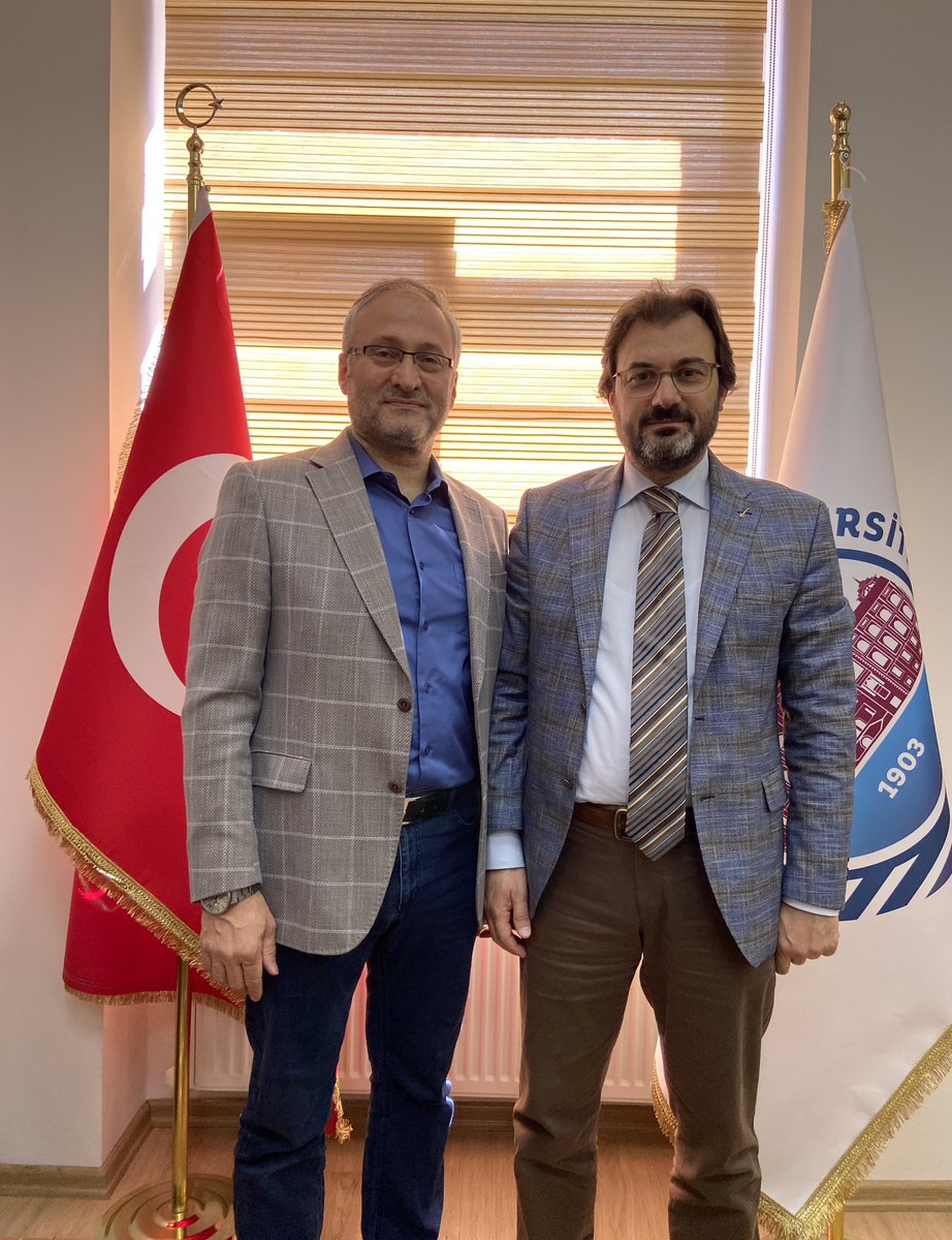 Kardeşime hayırlı olması dileğimle ve emaneti ehline devretmenin huzuruyla … <a href="/ahmetsenau/">Prof. Dr. Ahmet ŞEN</a> <a href="/sbuedutr/">Sağlık Bilimleri Üniversitesi</a> <a href="/sbutrabzontip/">SBÜ Trabzon Tıp Fakültesi</a> <a href="/trabzonkeah/">Trabzon Kanuni Eğitim ve Araştırma Hastanesi</a>