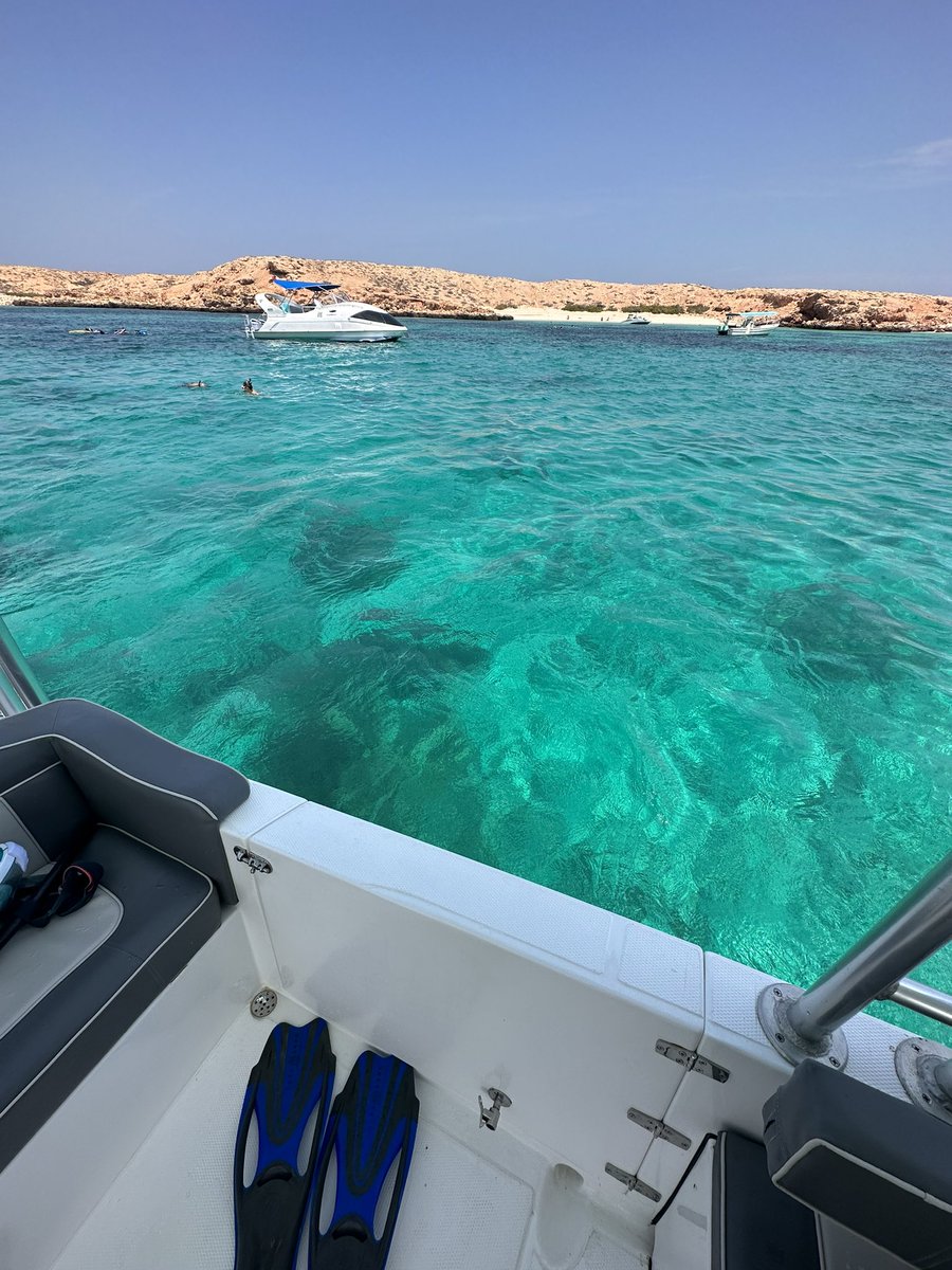 Anood_allbinali's tweet image. - I’m fallen in love Muscat 📍❤️☀️
موسم الورد المحمدي في عمان 🌸
#Dimaniyatisland #Snorkeling #RoseWater 🏝️🤿