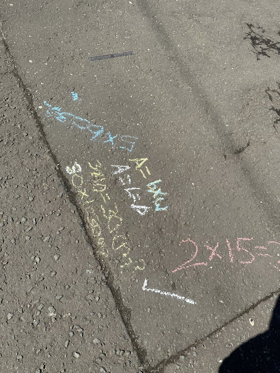 MissThomson___'s tweet photo. Primary 7 made the most of the sunny weather by getting outside to measure and calculate the area of shapes! 📐☀️ @cleland_ps https://t.co/XwkVoCzHhT