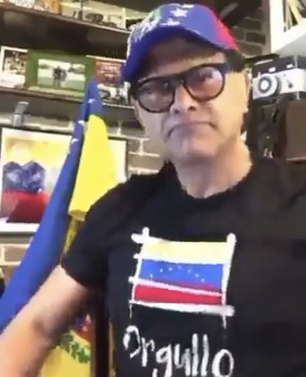 EddyMaidique31's tweet photo. @profesorwil YO SOY GUAIDÓ !! 😂🤣🤣

#RicoDeCuna https://t.co/IRPB5DjdCk