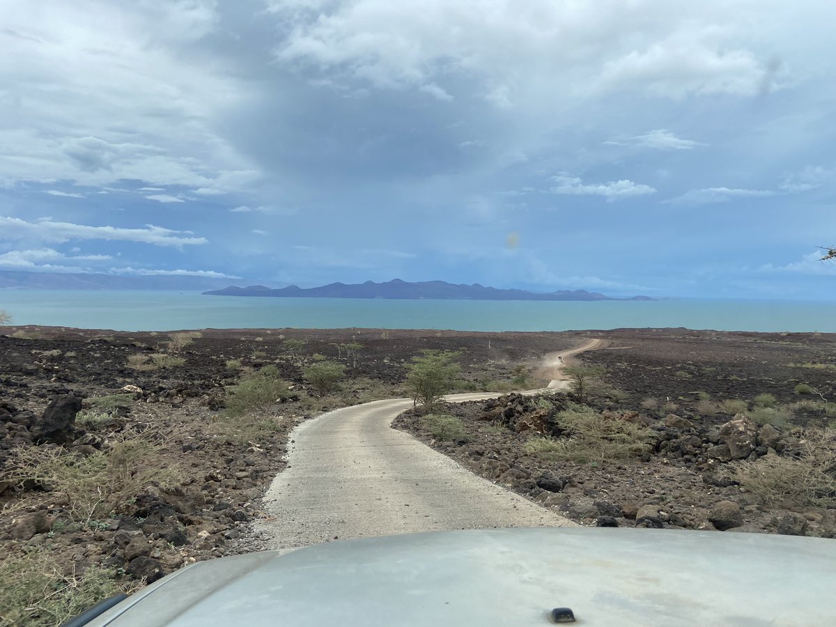 missSuesay's tweet photo. Nothing prepares you for this view as you approach L.Turkana….magnificent green water that’s so beautiful to see 😍. Even my little people were finally happy to see the water #upNorth #pointandgobeyond https://t.co/uGoBGdOHnz