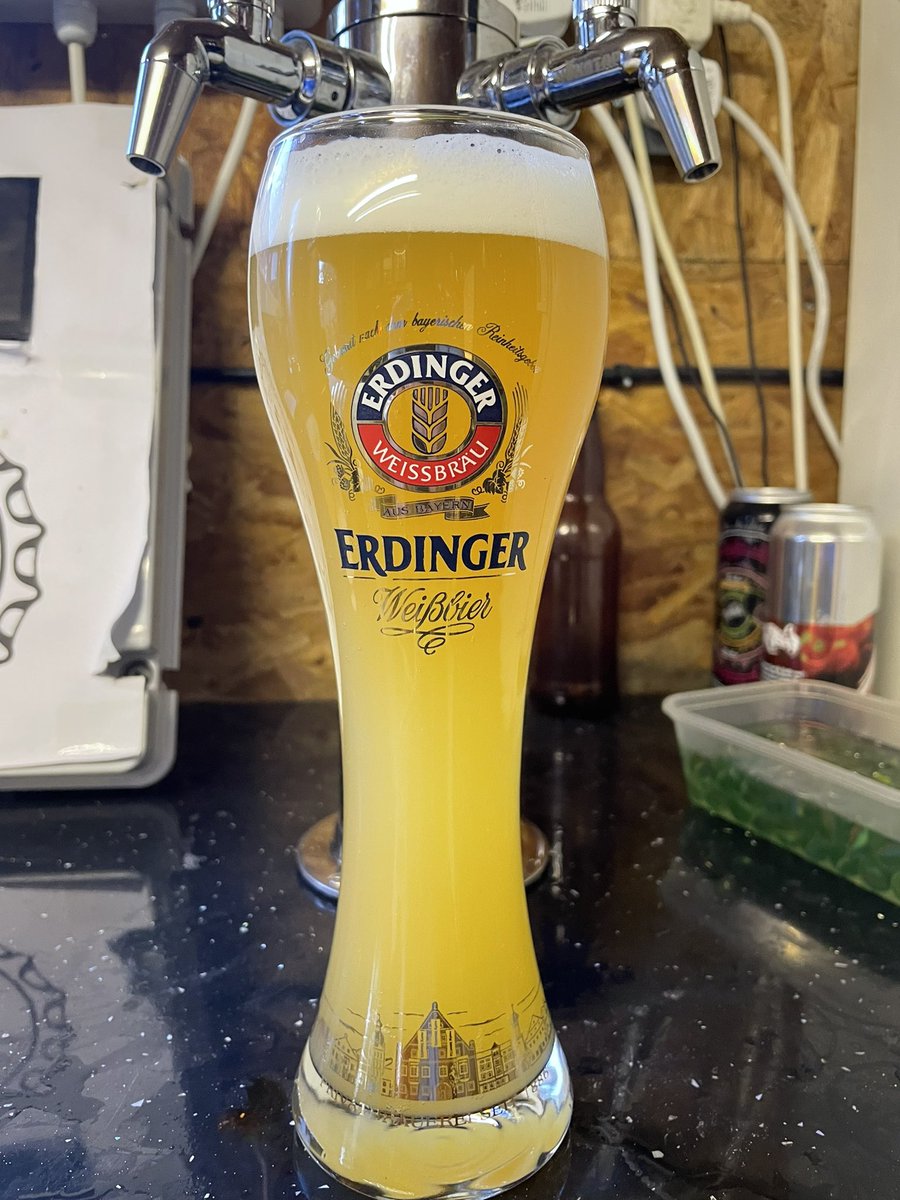 CallabyMatt's tweet image. I don’t often blow my own trumpet - don’t think it’s necessary.  I’ve made various Impy stouts, NEIPA’s, etc, but this blood orange Weissbier it up there with the best I’ve brewed.  4.5% of sessionable deliciousness!