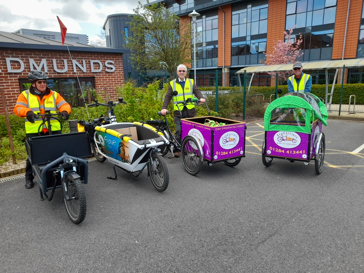 EcoCarriers BSE (@ecocarriersbse) on Twitter photo We combined forces and #cargobikes with
<a href="/BSERickshaw/">Bury St Edmunds Rickshaw</a> today for another mass delivery of delicious heat-at-home meals cooked with love and panache by <a href="/westsuffolk/">West Suffolk College 🏳️🌈</a> catering students, and masterminded by @AC_Leisure, for isolated Bury St Edmunds residents. Great project! We combined forces and #cargobikes with
<a href="/BSERickshaw/">Bury St Edmunds Rickshaw</a> today for another mass delivery of delicious heat-at-home meals cooked with love and panache by <a href="/westsuffolk/">West Suffolk College 🏳️🌈</a> catering students, and masterminded by @AC_Leisure, for isolated Bury St Edmunds residents. Great project!