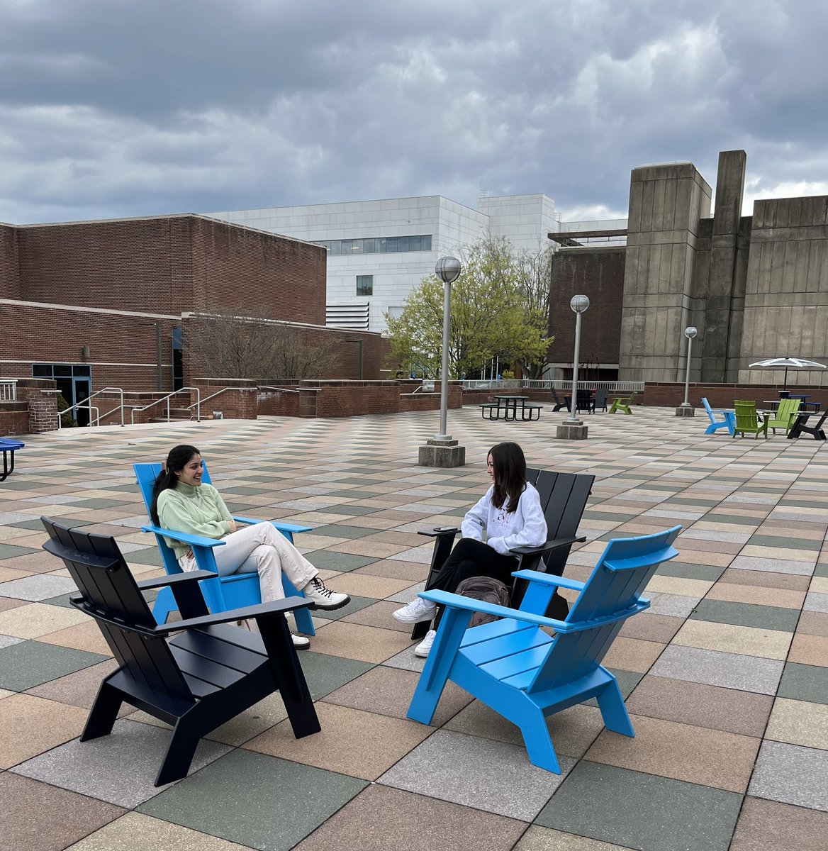 uconnlibrary's tweet photo. A dreary sky is no match for the new Adirondack chairs on the Babbidge Plaza. Get your study on in style.
#uconnlibrary #uconn #homerbabbidgelibrary #studyinstyle #relax #adirondakchairs https://t.co/UzXkwLcMWL