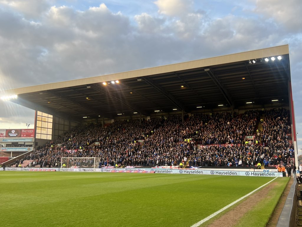 AwayDays_'s tweet image. 5,500 Ipswich Town fans at Barnsley tonight👏 #ITFC
