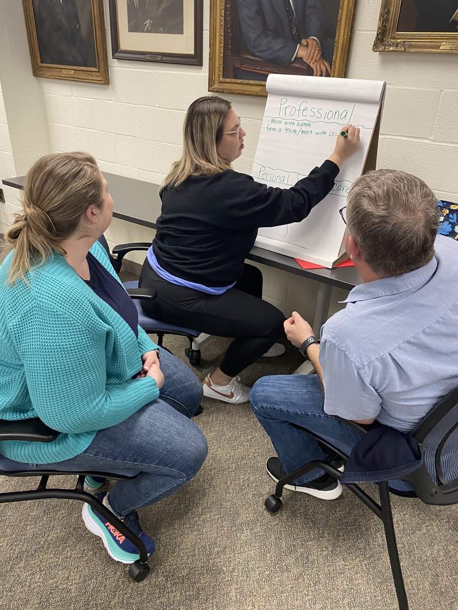 Lisa Selby tweet media