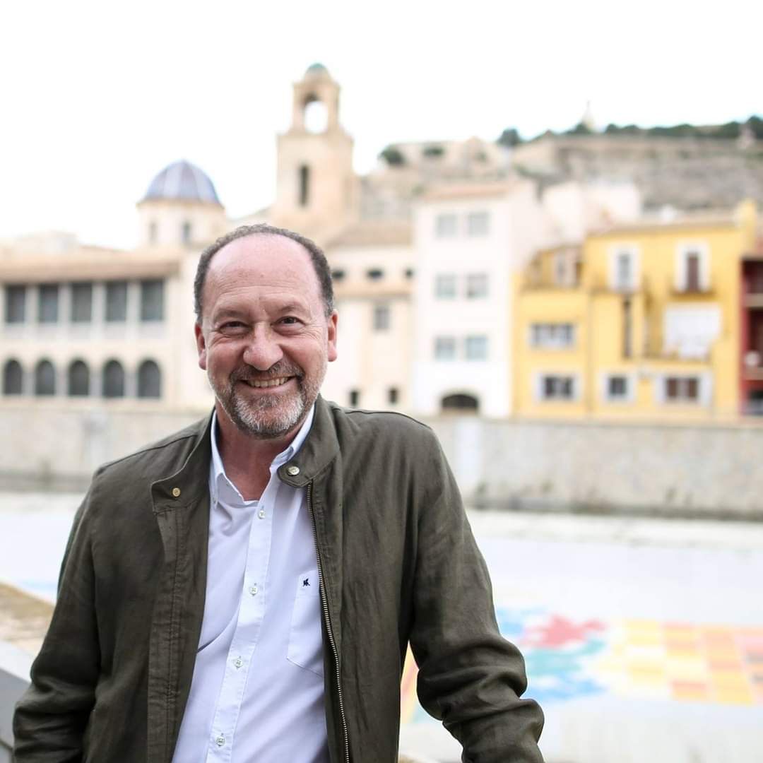 Hoy hace un año de la moción de censura que cambió el gobierno de Orihuela a manos del PSOE y Ciudadanos/CLR, con la colaboración de Cambiemos (Podemos, Comunistas y Verdes) … y, como nos temíamos, seguimos sin presupuestos…

m.facebook.com/story.php?stor…