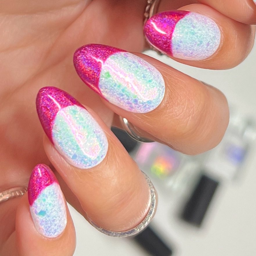 agrlndhrnalbrsh's tweet photo. This month for the #randomholotuesday collab, we’re showing appreciation for ‘Hot-Wire Pink’. 💖 @holotaco @nailogical #holo #holotaco #nails #nailart #nailpolish https://t.co/J2YTGnQh9k