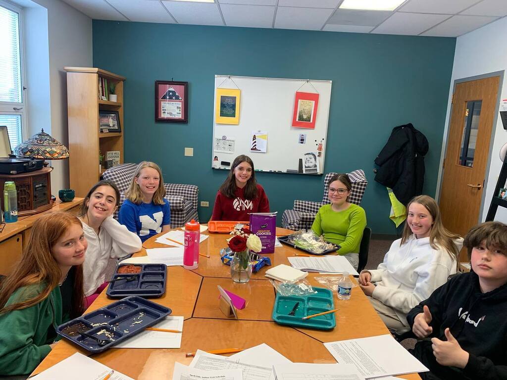 Marie Murphy School tweet media