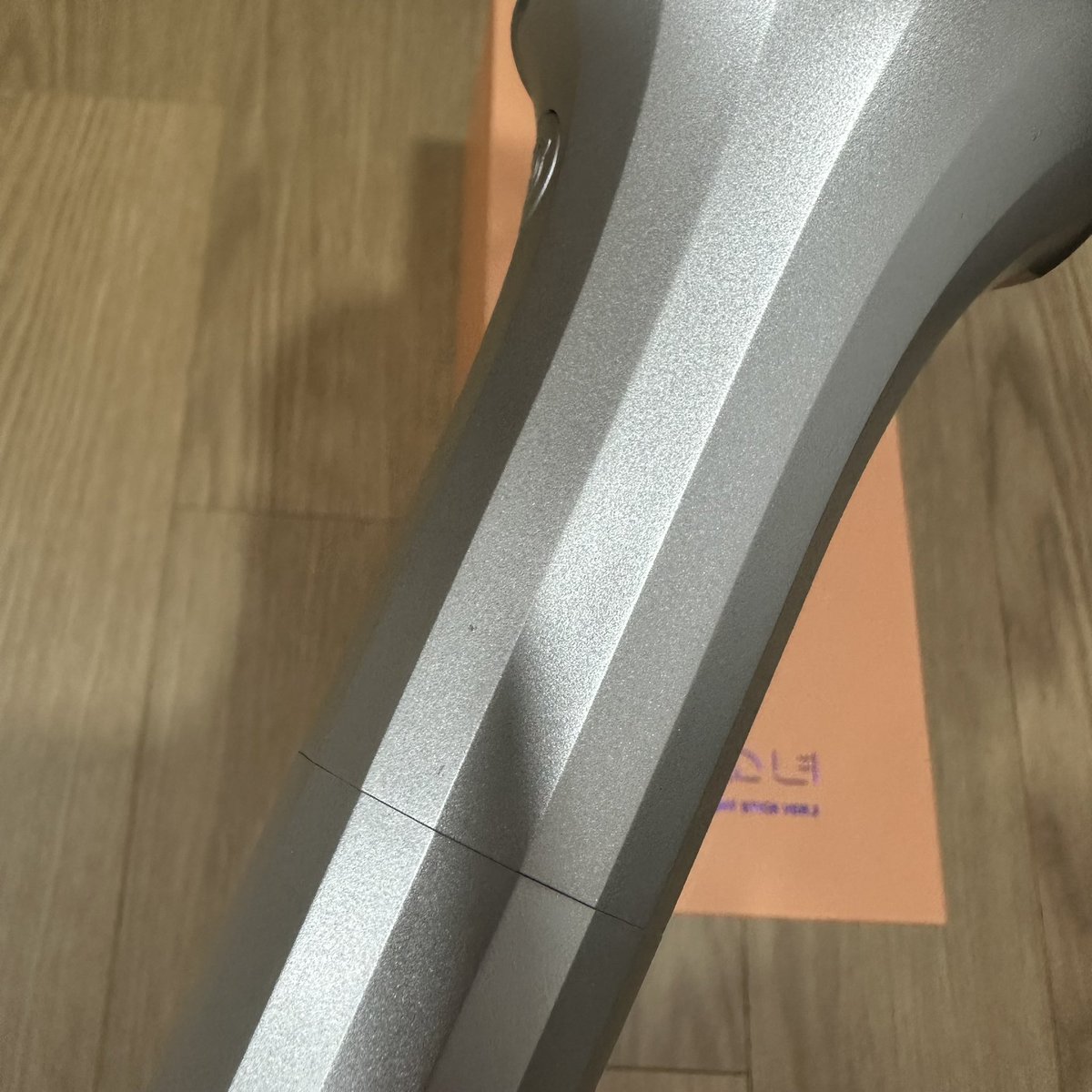grgr0_0's tweet photo. 우주소녀 응원봉 우주정봉 버전 2 양도

배송비 포함 2.3

작년 콘서트 때 구매 후 2번 사용했어요
약간의 기스 있으니 괜찮으신 분만 연락 주세요!

우소 wjsn cheering kit 엑시 설아 보나 수빈 루다 다원 은서 여름 다영 연정 https://t.co/OvnmNeRND9
