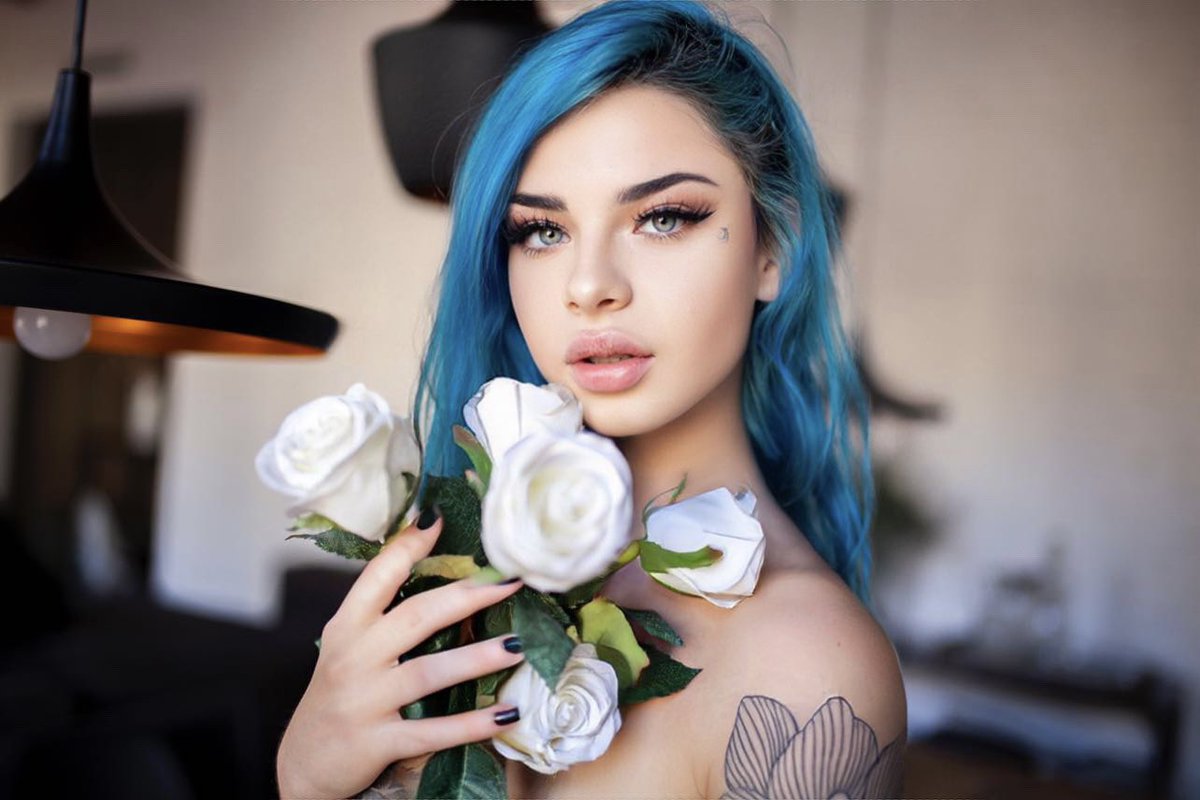 Estoy volviendo a editar :) 
<a href="/Kurohasuicide/">Kuroha Suicide</a> 💙