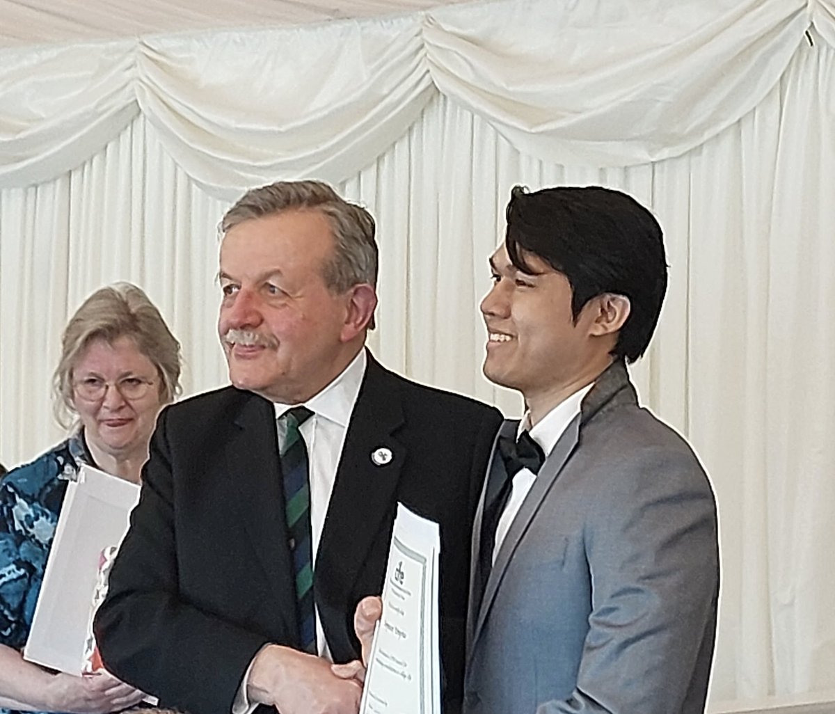 rochesterindcol's tweet photo. Congrats to former @rochesterindcol and Thai Government Scholarship student Suppaset who received a CIFE award at the House of Lords today. Suppaset is now studying Physics @imperialcollege and is pictured with Lord Lexden and his RIC personal tutor Rowena. @DukesEducation https://t.co/aHBgLXLXCa