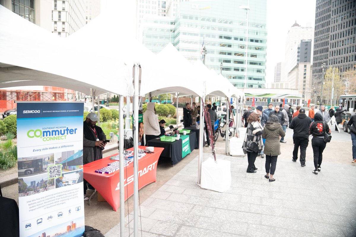 Thanks to everyone who came to the Commuter Challenge Kick Off Event today in the rain! #CommuterChallenge