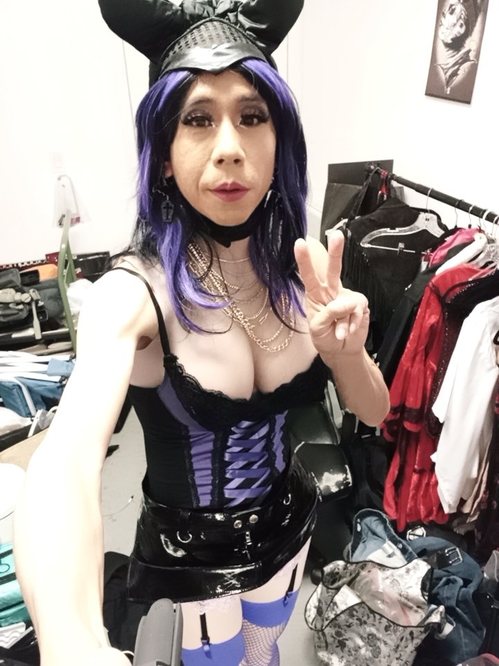 djwarnetta's tweet photo. Well well well, if it isn't the fabulous @BarbieFutanari as "sin"derella the fairy godmother. I'm outchere tryna be Maleficent #twisteddisneyprincess #oasissf https://t.co/POBjxV3J8e