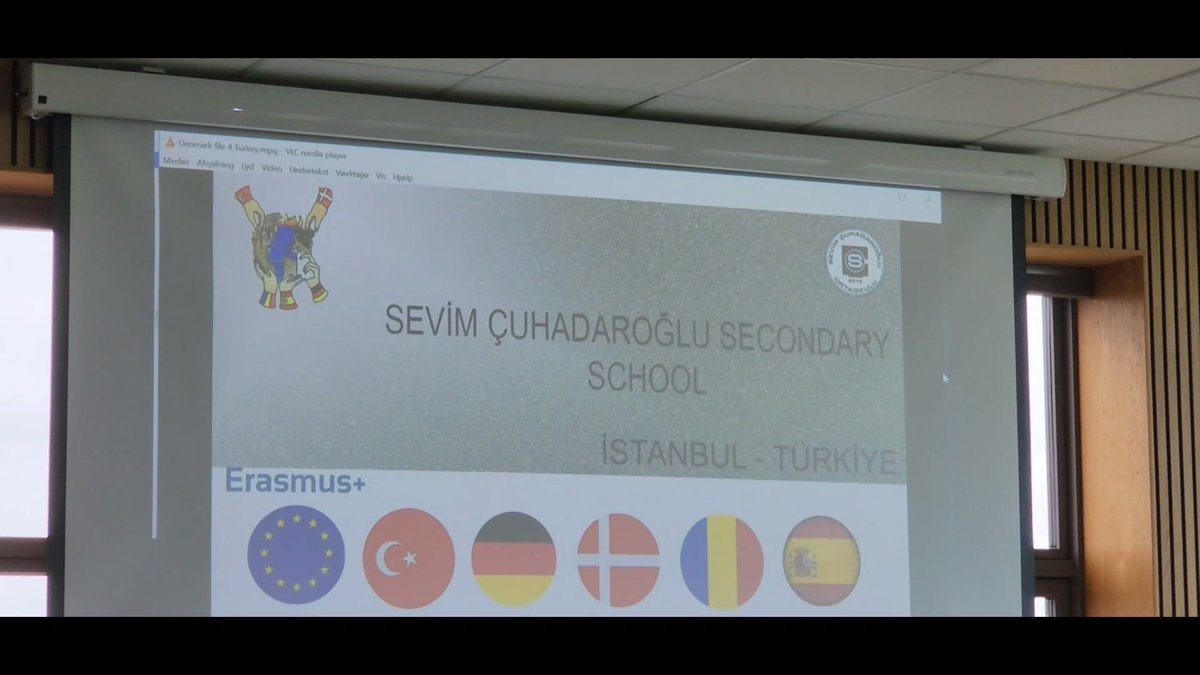 scuhadarogluoo's tweet photo. Erasmus+ For Future Danimarka Hareketliliği Proje Sunumu
@Yafesbakirci 
@Beylikduzu_mem 
@gokhansimsek52 https://t.co/4ZuZaFAygG