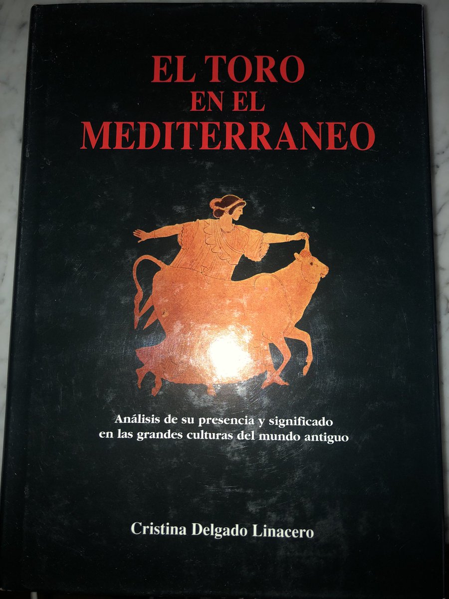 Pedro_javier20's tweet image. Se vende este libro, preguntar por privado, por el precio #DiadelLibro2023