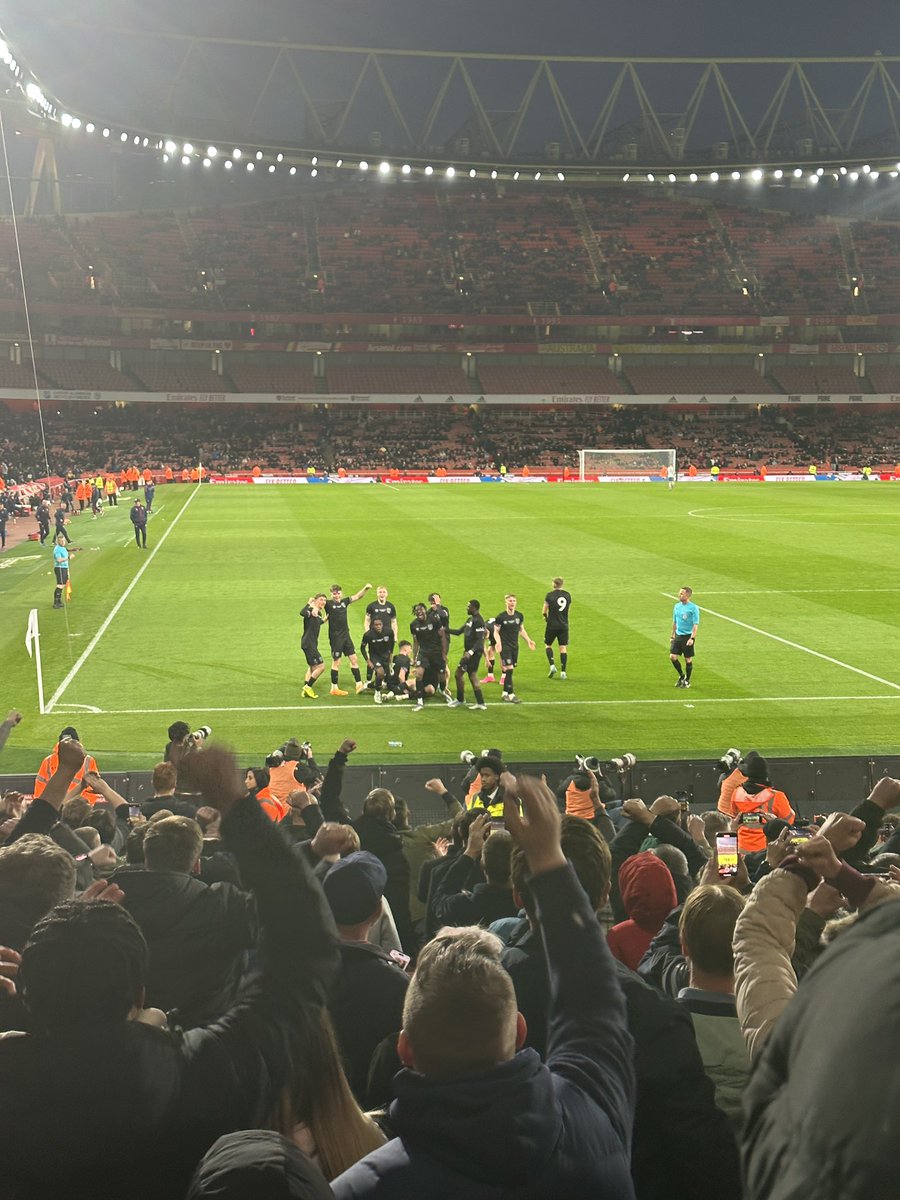 Congratulations to <a href="/issgp/">gerard prenderville</a> and <a href="/WestHam/">West Ham United</a> on tonight’s FAYC win! Also to <a href="/j1mmymart1n/">Jimmy Martin⚽</a> and <a href="/Dave___Hunt/">David Hunt</a> on developing and recruiting a top group of players. 🔥