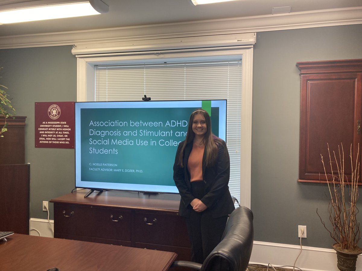 MaryEDozier1's tweet photo. Congratulations @AcademicNoelle for a successful defense of your Honors Thesis! #ADHD #TikTok #HonorsThesis @ShackoulsHonors https://t.co/vH3N0nUO7g