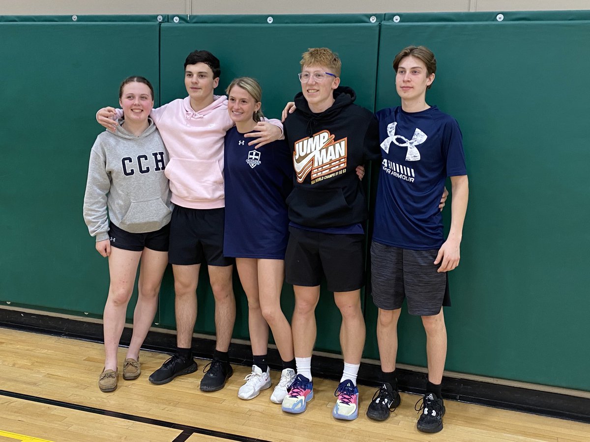 GoldsackLisa's tweet photo. Off to WOSSAA!!  Congrats Lauren on your 3rd place finish in ladies’ singles and to all the other qualifiers ⁦@crusaderBLUE⁩ ⁦@CCHCrusaders⁩ https://t.co/PKa0LJmeVR