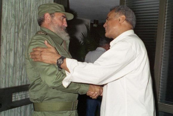 El mundo despide hoy #25Abr a un defensor de las causas justas en EE. UU., el músico, actor y activista social Harry Belafonte. Venezuela siempre lo recordará como un gran amigo. Nuestras condolencias a sus familiares, amigos y allegados. ¡Descansa en Paz “Rey del Calipso”!