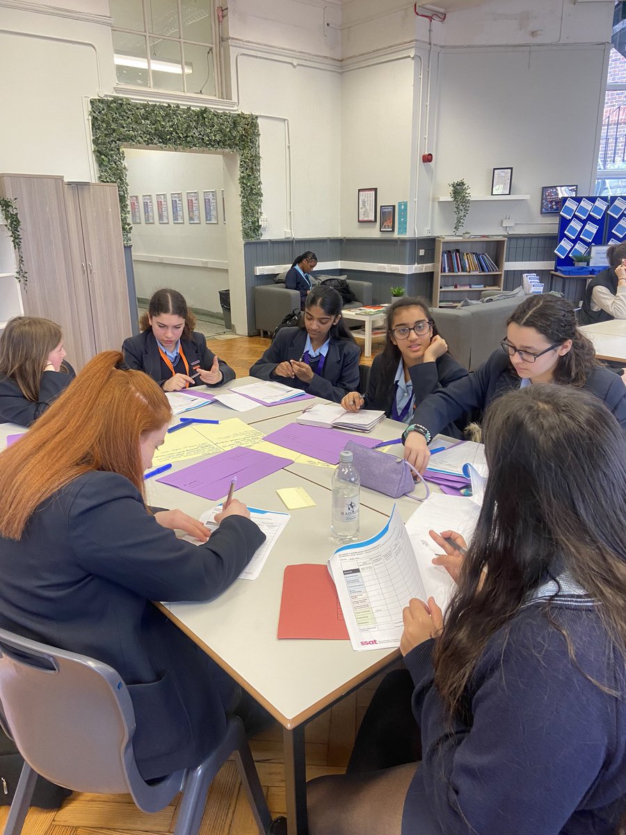 6thChsg's tweet photo. Learning about Leadership and working towards their leadership accreditation at our Student Leadership Conference today- thank you to everyone involved  #teamchsg @MrDevenney @CarshaltonHigh https://t.co/uPtoSUgWSk