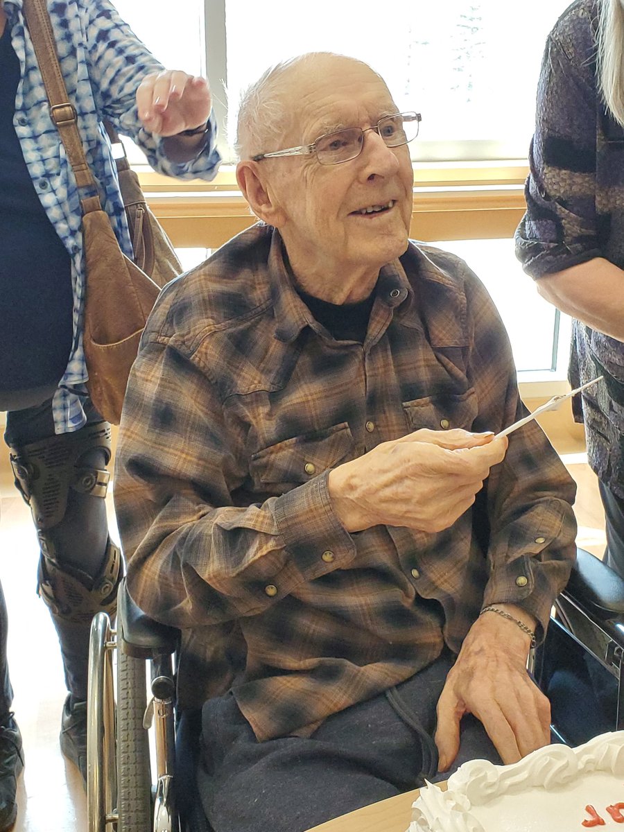 This guy is 98 today! Happy Birthday Dad!