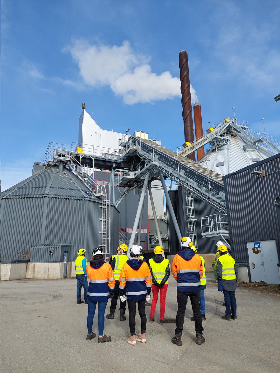 Biopeitto -projektin porukalla tutustumassa <a href="/NeveOy/">Neve Oy</a> Suosiolan voimalaitokseen: soveltuuko sähkön ja lämmön tuotannon sivuvirtana syntyvä tuhka käytettäväksi kaivosten peittoratkaisuissa? <a href="/LukeFinland/">Luonnonvarakeskus</a>
<a href="/GTK_FI/">GTK</a> <a href="/Rakennerahastot/">Rakennerahastot.fi</a>