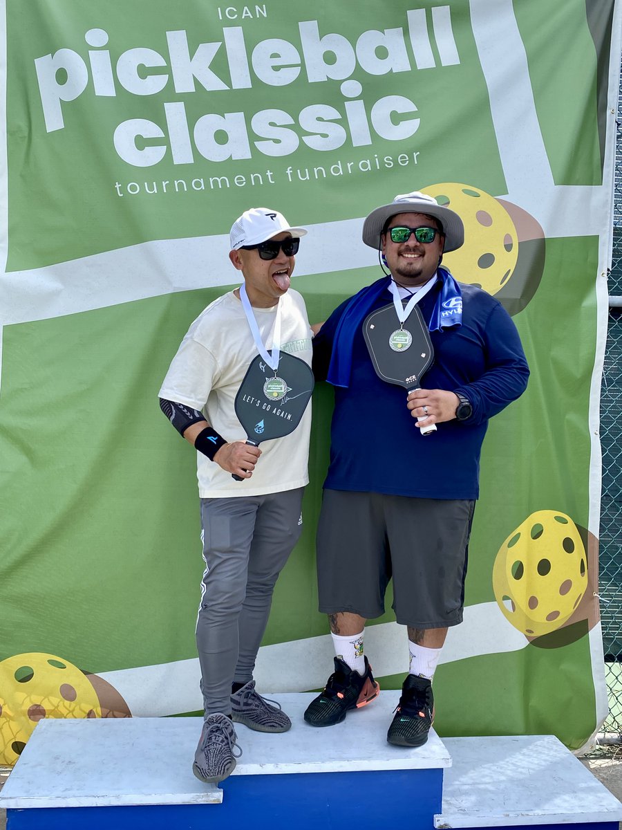 bigaxon's tweet photo. Welp after playing #pickleball for 3 months I bagged a silver medal in men's doubles at my first tournament! 🥈

I fully blame @garyvee for putting the sport on my radar last year and feeding my insatiable addiction to it through @the5spickleball. 

Next stop @MajorLeaguePB? 😛 https://t.co/BgQ3TuYcts