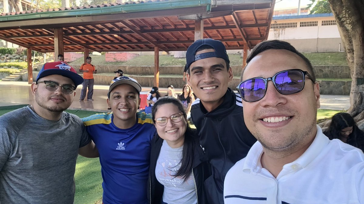 Todo el reconocimiento y un abrazo a nuestro compañero <a href="/orangelarquia/">Orangel Arquia</a> quien hoy asume la Sec. Juvenil Seccional Miranda, quienes te conocemos sabemos que lo harás muy bien, hoy <a href="/ADemocratica/">Acción Democrática</a> tiene una juventud formada y consciente de los grandes retos que nos toca enfrentar.