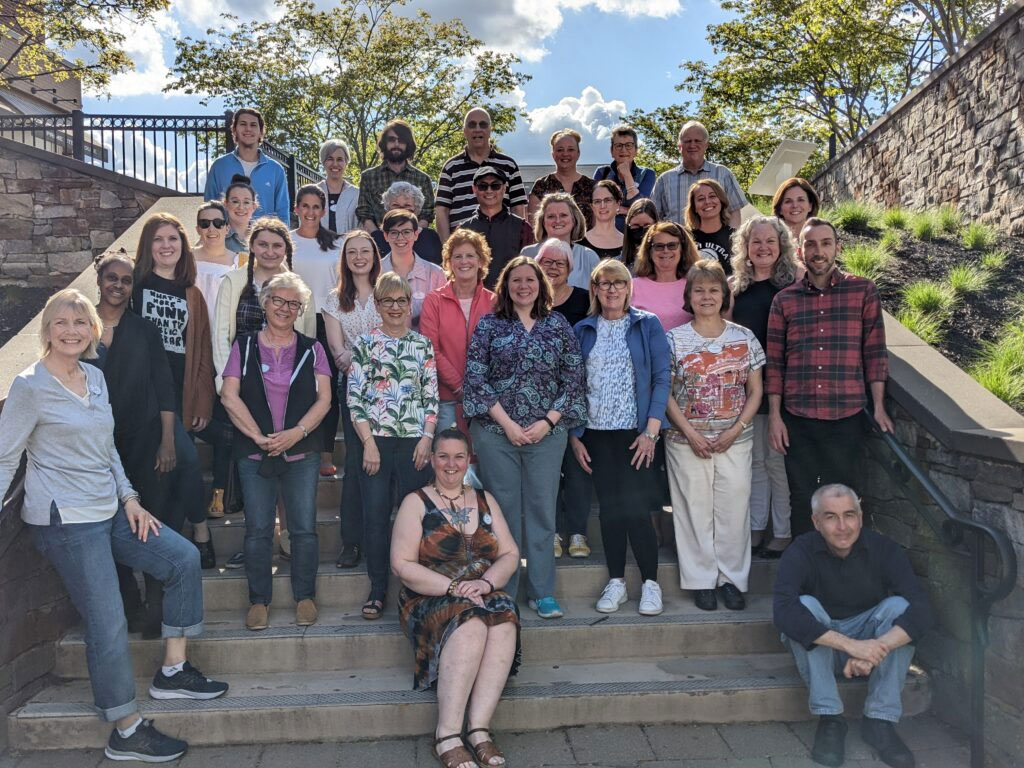 TownofWestHrtfd's tweet photo. Today, Tuesday, April 25, 2023 is National Library Workers Day, a time to recognize library professionals for their expertise and leadership skills in transforming lives and communities through education and lifelong learning. Stop by one of our three libraries to explore!
@whpl https://t.co/5ZxbqahxFn