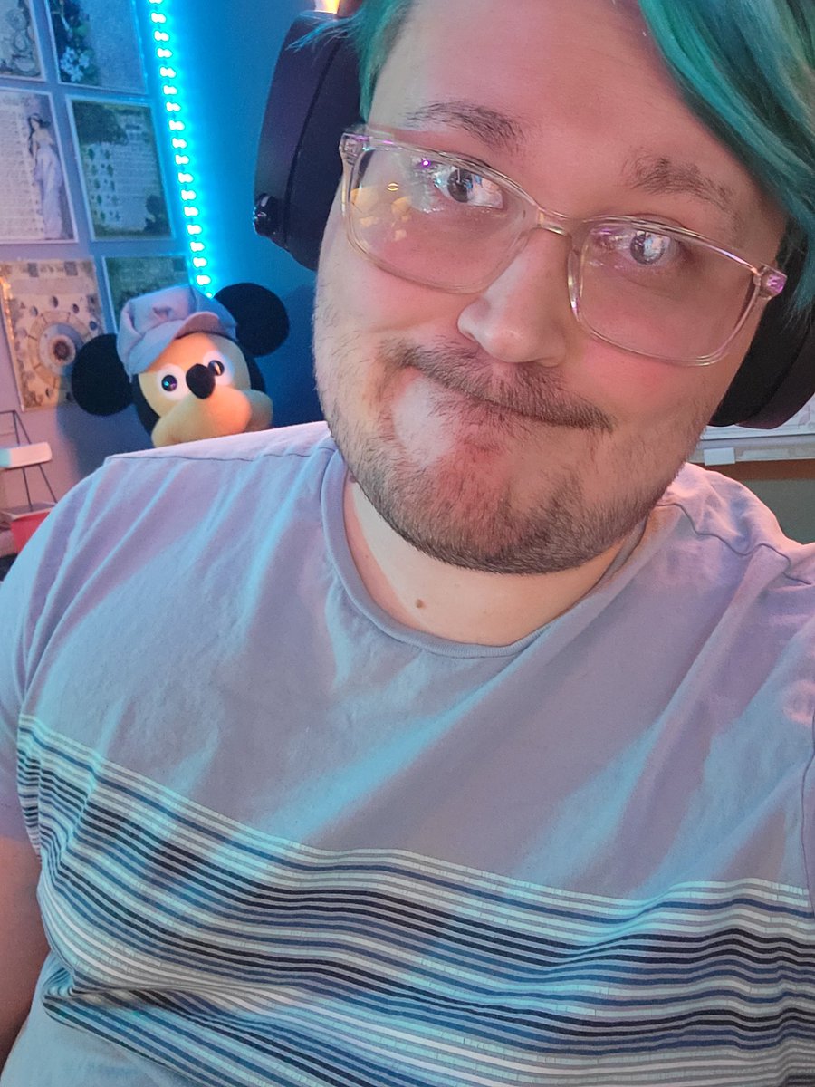 DaltWizneyTV's tweet photo. So... here we are... just hit 1751 subs on day 17 of our subathon on @kick. This milestone required me to handcuff myself to my chair for the next 12 hours ☠️ if you need me, you know where I am. https://t.co/cj8Zo1f0t8