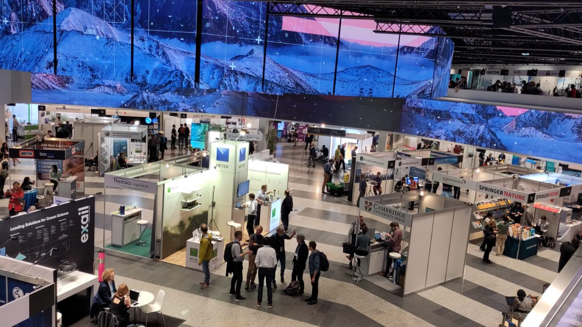 FAIRiCUBE's tweet photo. Our @FAIRICUBE team look forward to seeing you today at @KathiSchleidt´s presentation 10.00 CEST, room 0.51, ESSI2.2: Enabling Gridded Data for All
#bigdata #remotesensing #sentinel #dataanalytics #EO https://t.co/3Z47XIjBms