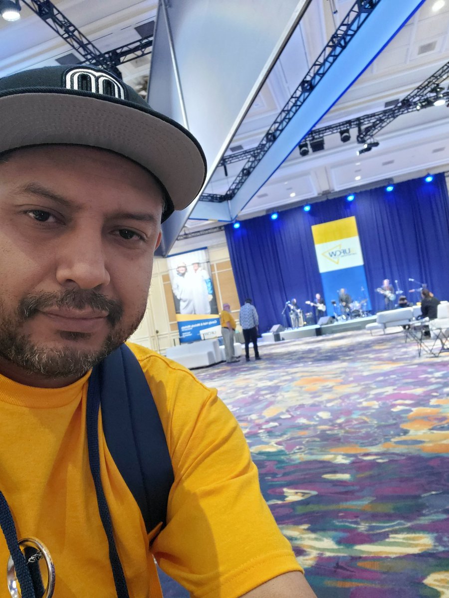agonzalez240's tweet photo. At the 9th @UFCW @UFCWCanada convention 👍🏾👍🏾
#BuildingABetterLife #UFCWLOCAL2 https://t.co/w6i9Kz1PfO