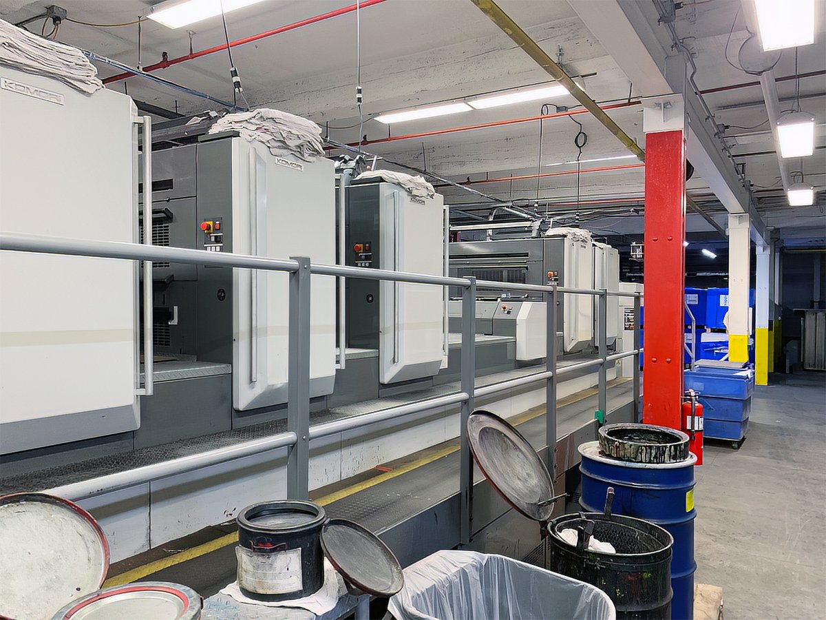 HowardDirect's tweet image. Available immediately: 2007 #Komori LS640-DU-P+UVED, 6/c, 28x40, 2/4 perfecting, UV, PQC-S, PDCS, Full APC, AICC, ABW - only 23 mio impressions.
#offset #offsetpress #sixcolor