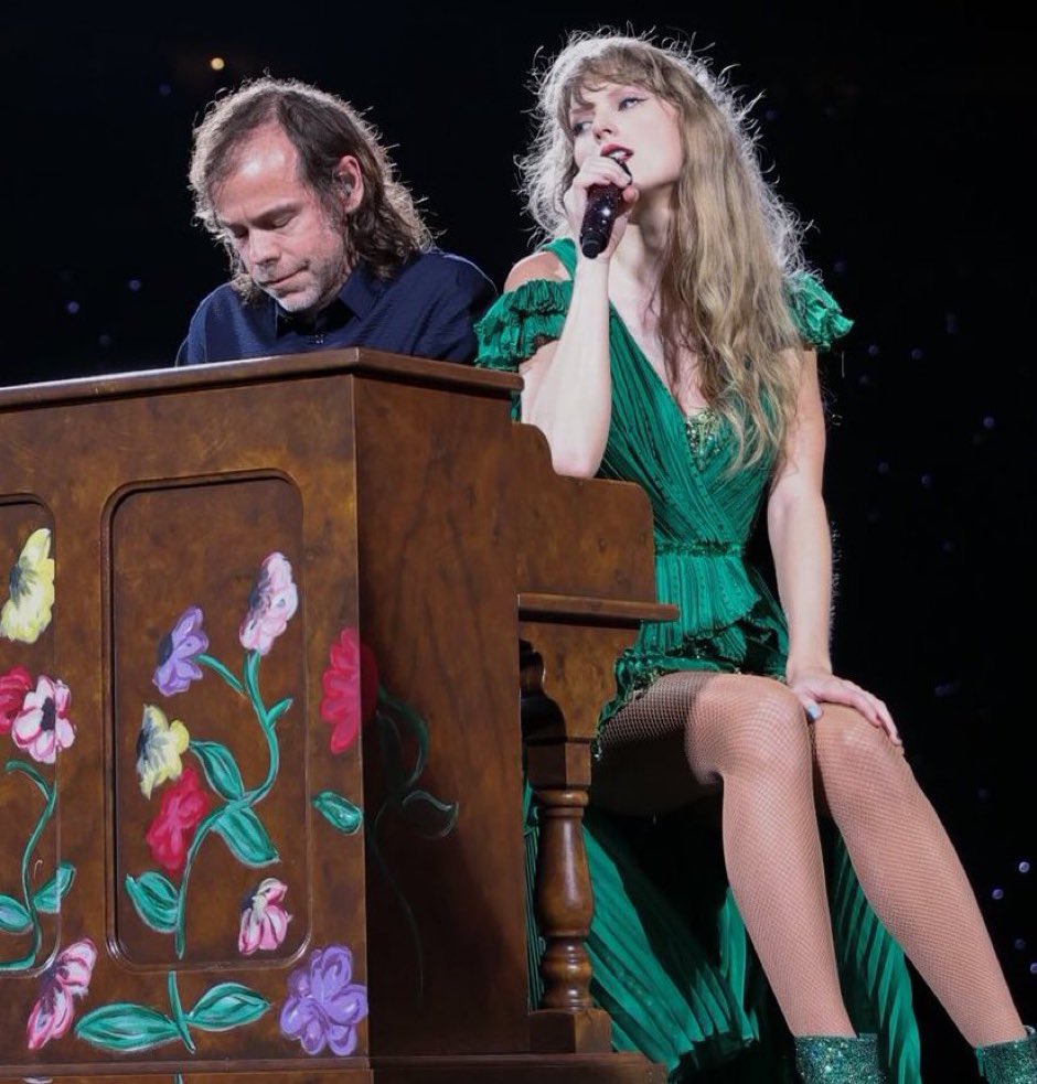 💬| "I think the best song we've ever written is called Would've Could've Should've" — <a href="/aaron_dessner/">Aaron Dessner</a>